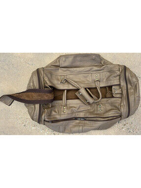 Talon Dual Zipper Vintage Light Brown Soft Leather Vintage Duffle Bag Creationes